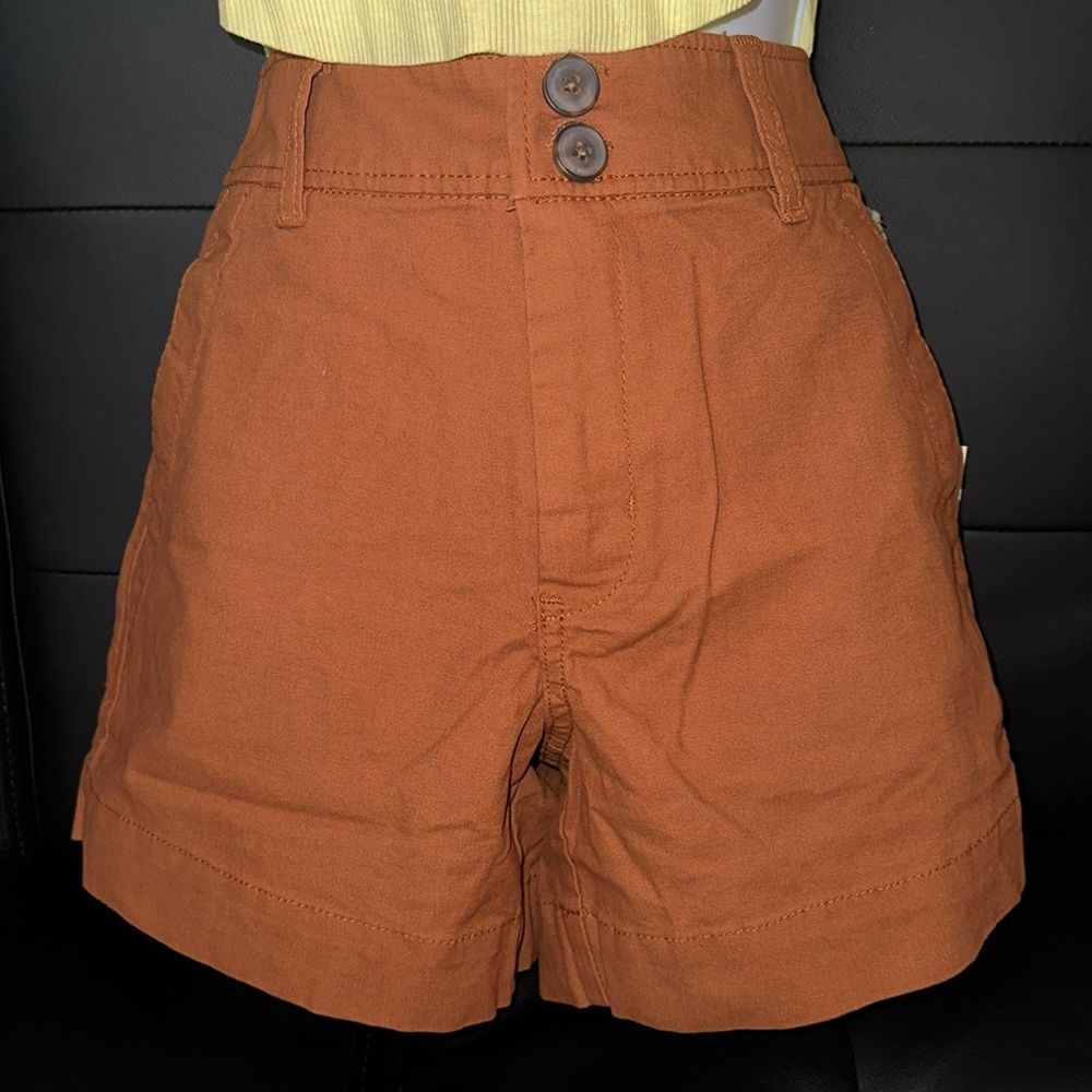 Khaki shorts